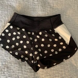 XS Outdoor Voices Shorts